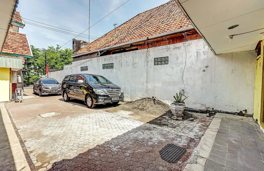 Hotel O Kalimantan Surabaya Syariah-1